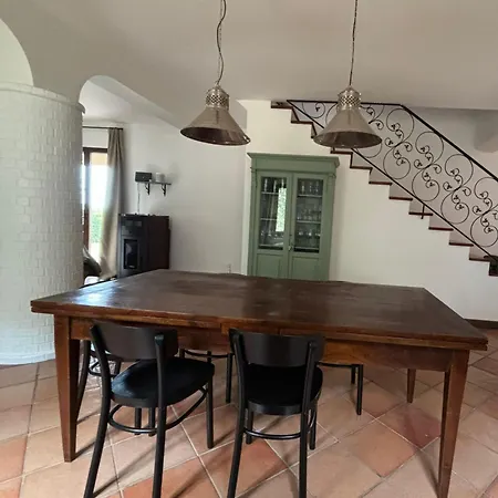 Charming With Panoramic Pool In The Heart Of Le Marche